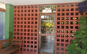 Apartamento 1 suite garagem Praia do Forte 500m da Praia